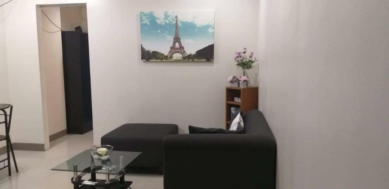 Jen'S Paranaque City Apartment Manila Exterior photo