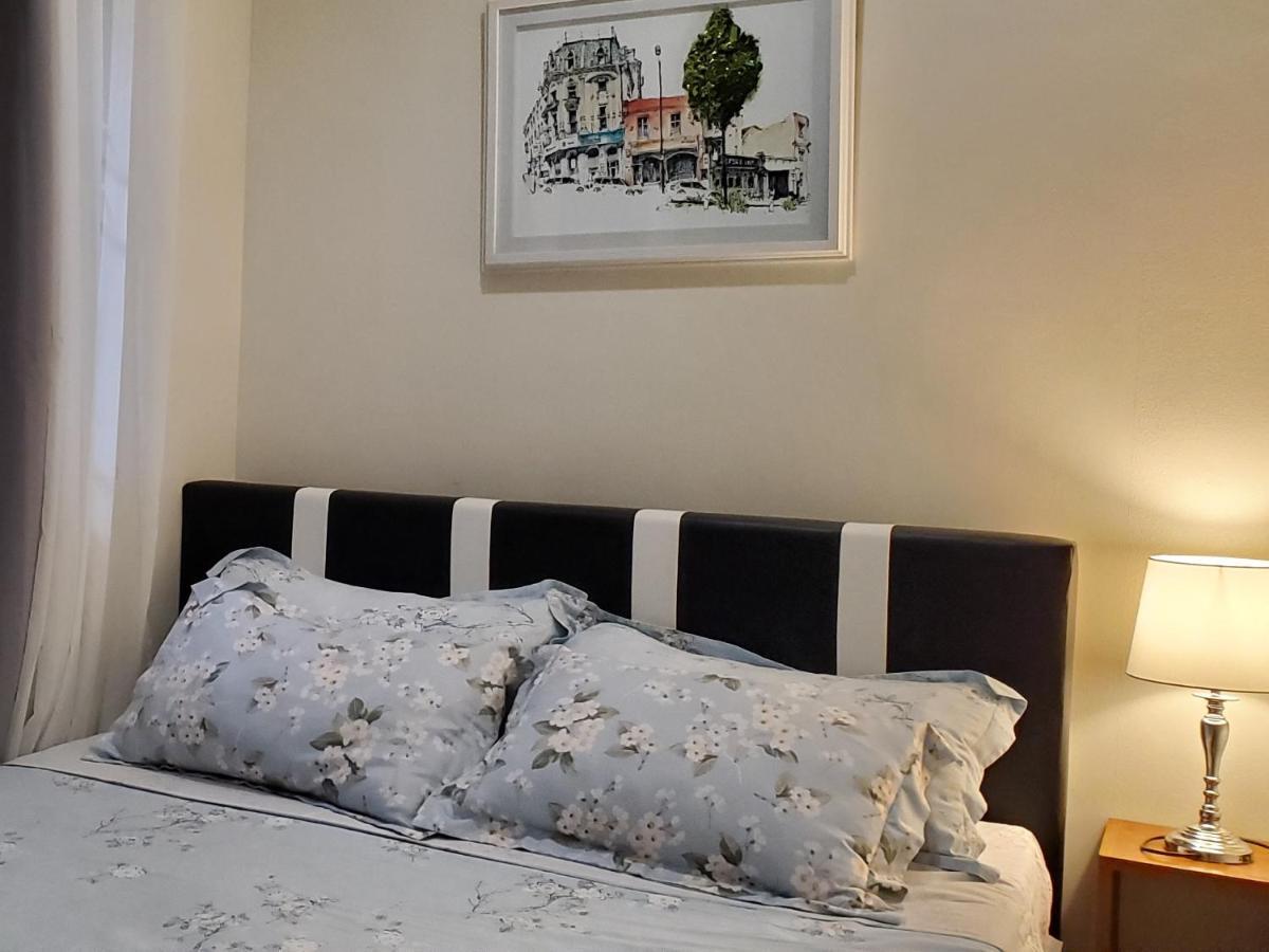 Jen'S Paranaque City Apartment Manila Exterior photo
